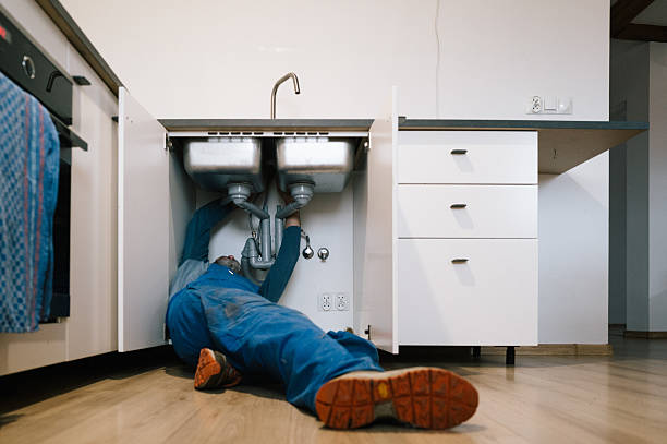 Professional Leak Detection technician working in New Waterford, OH